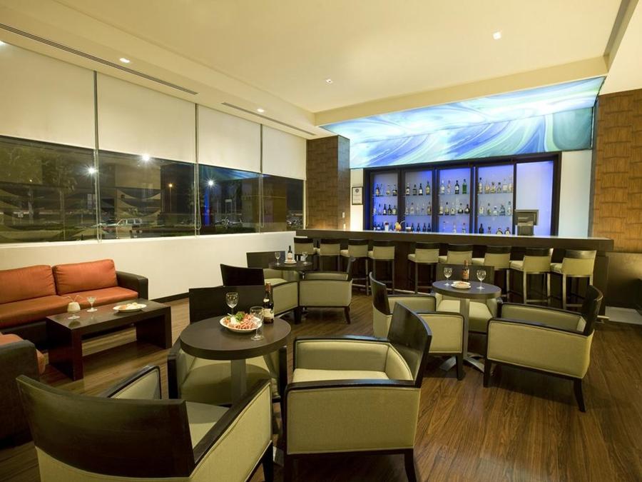 Fiesta Inn Tepic Exteriör bild